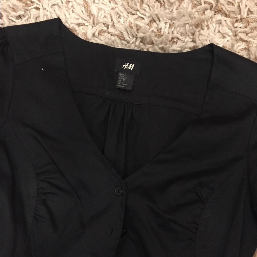 H&M button down dress with thin belt - Picture 2 of 5